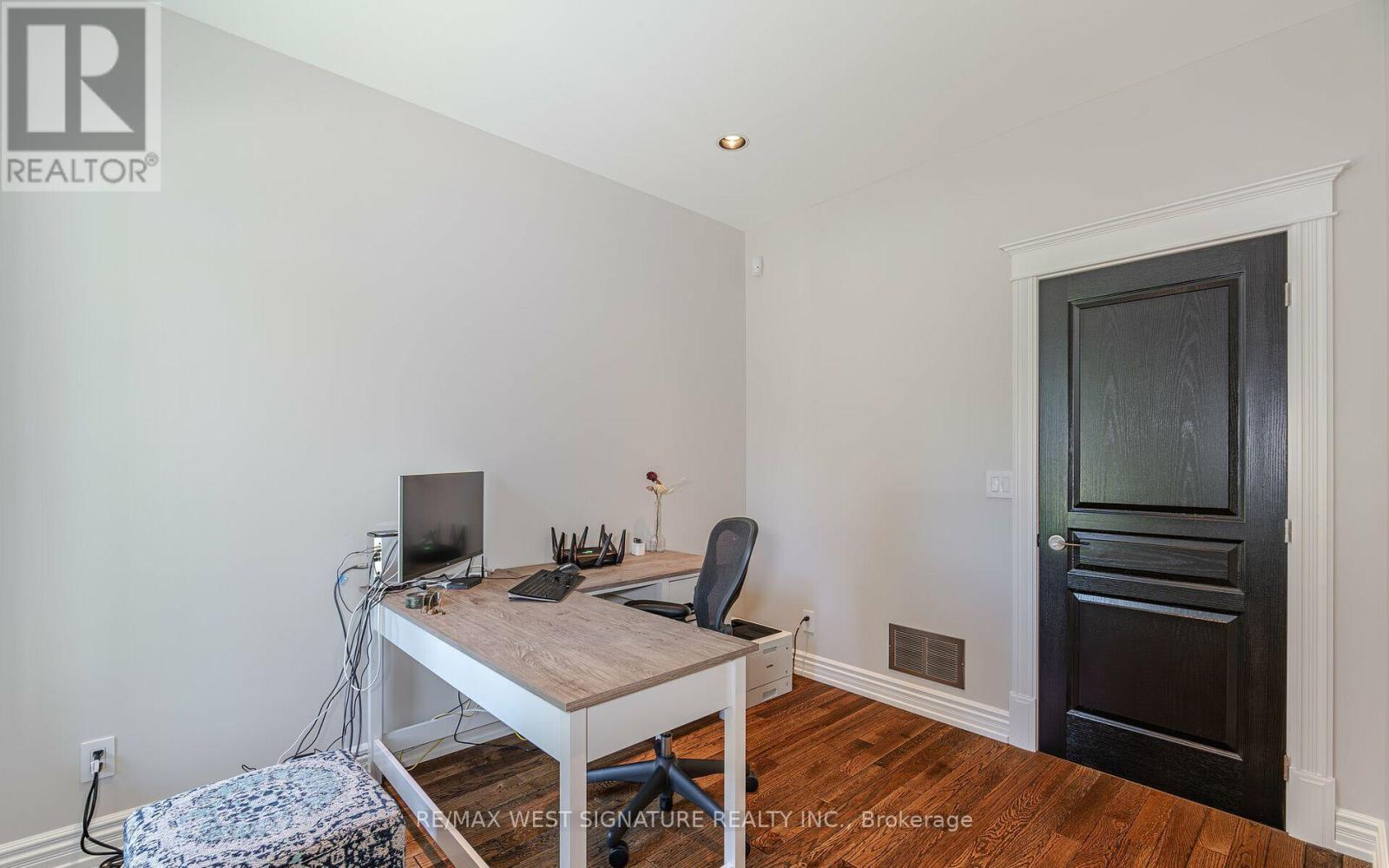 16070 Keele Street, King, ON - Indoor Photo Showing Office
