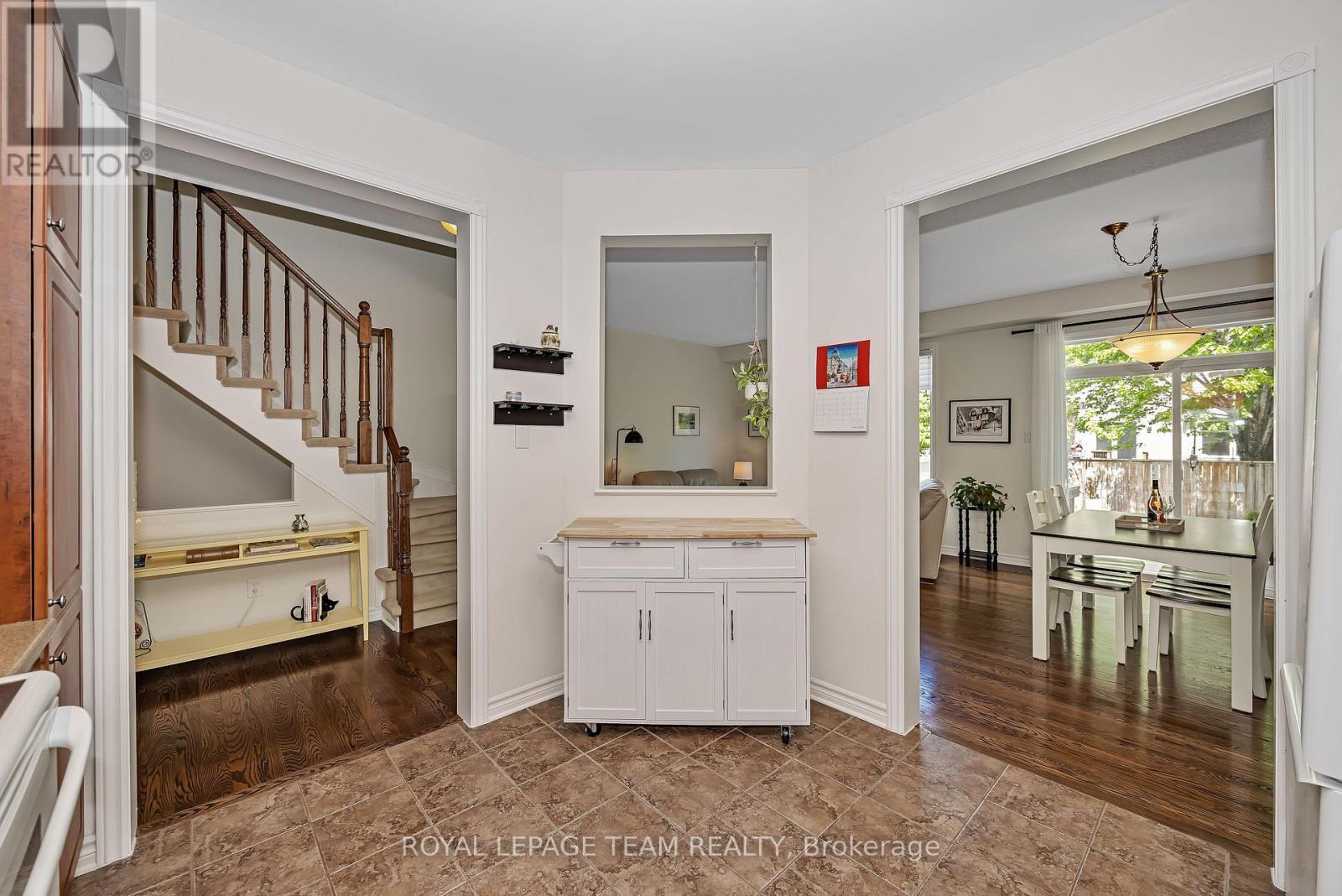 472 Celtic Ridge Crescent, Ottawa, ON - Indoor Photo Showing Other Room