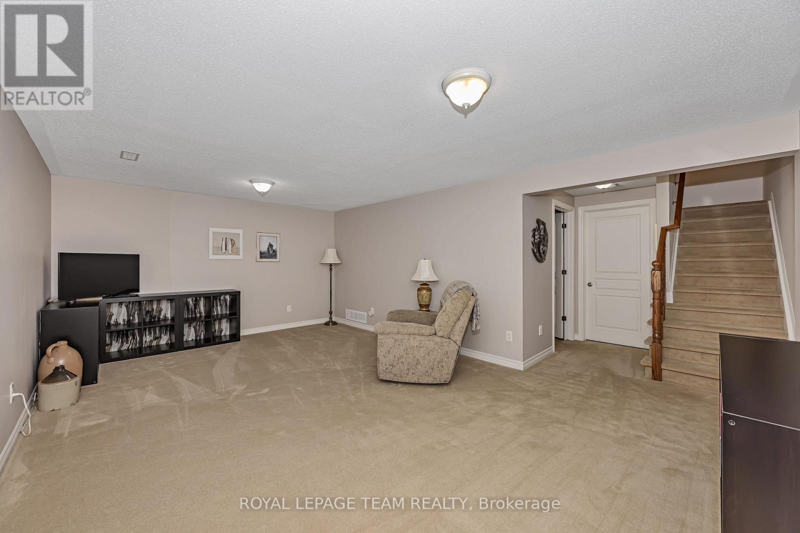 472 Celtic Ridge Crescent, Ottawa, ON - Indoor