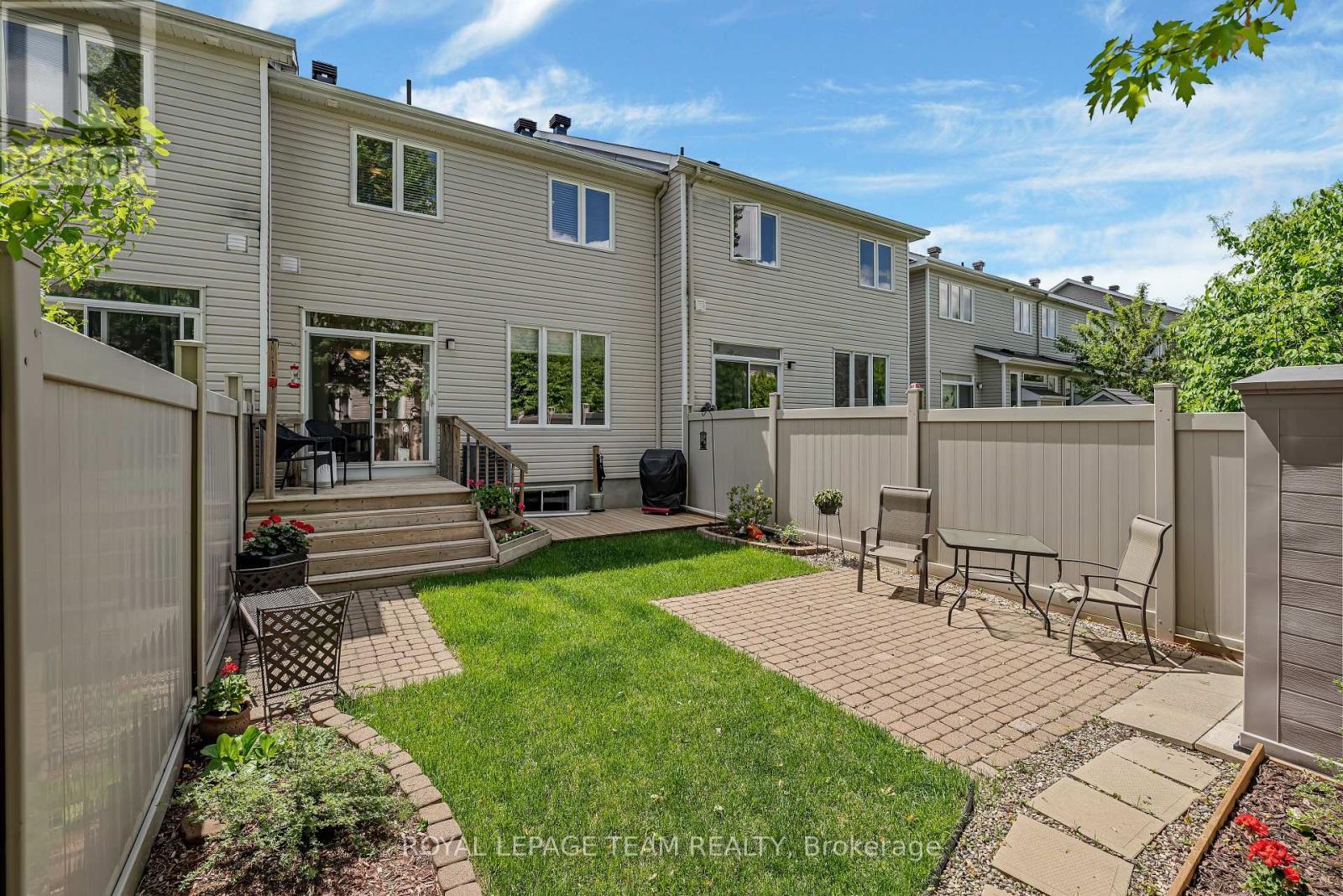 472 Celtic Ridge Crescent, Ottawa, ON - Outdoor With Deck Patio Veranda
