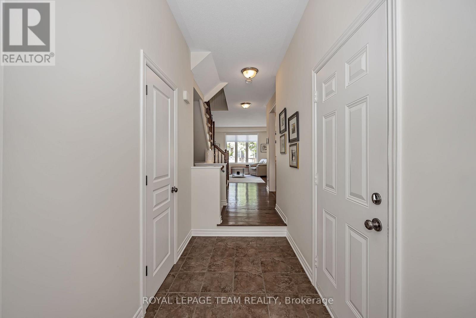 472 Celtic Ridge Crescent, Ottawa, ON - Indoor Photo Showing Other Room