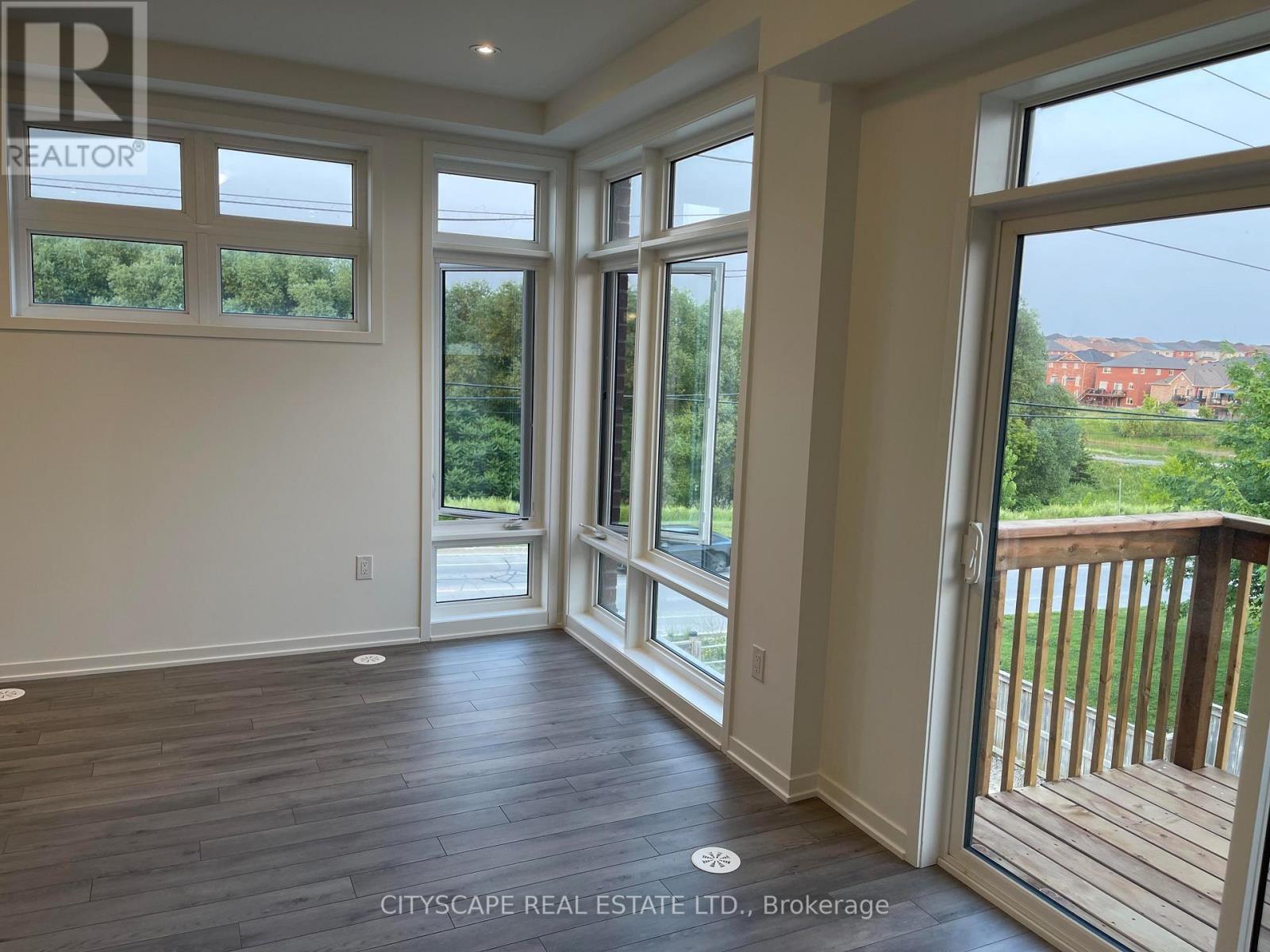 801 Heathrow Path, Oshawa, ON - Indoor Photo Showing Other Room