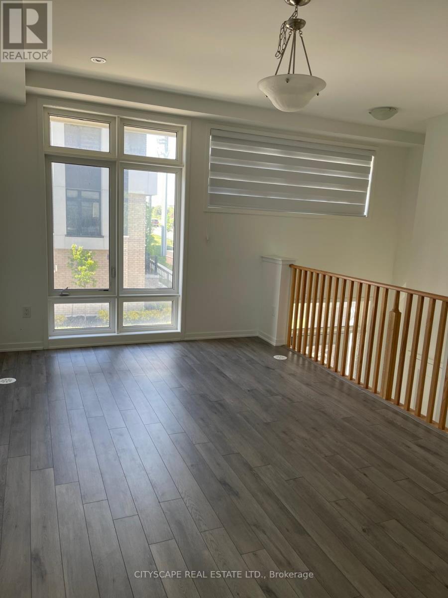 801 Heathrow Path, Oshawa, ON - Indoor Photo Showing Other Room