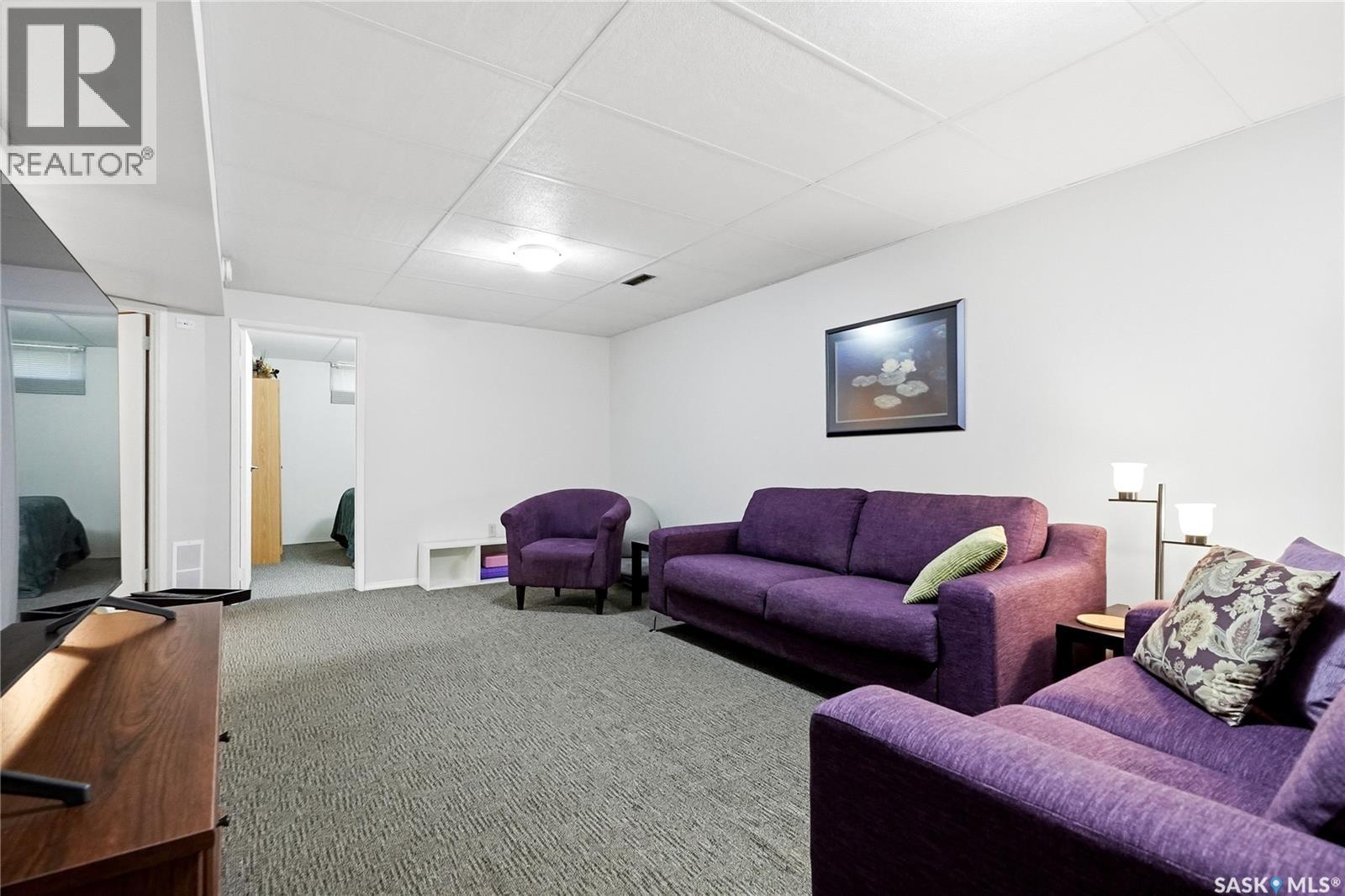 229 Acadia Place, Saskatoon, SK - Indoor