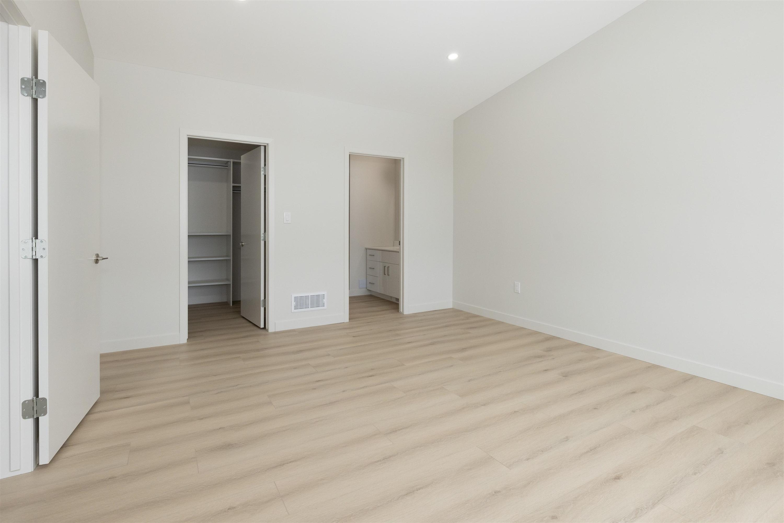 828 Weiler Boulevard, Thunder Bay, ON - Indoor Photo Showing Other Room