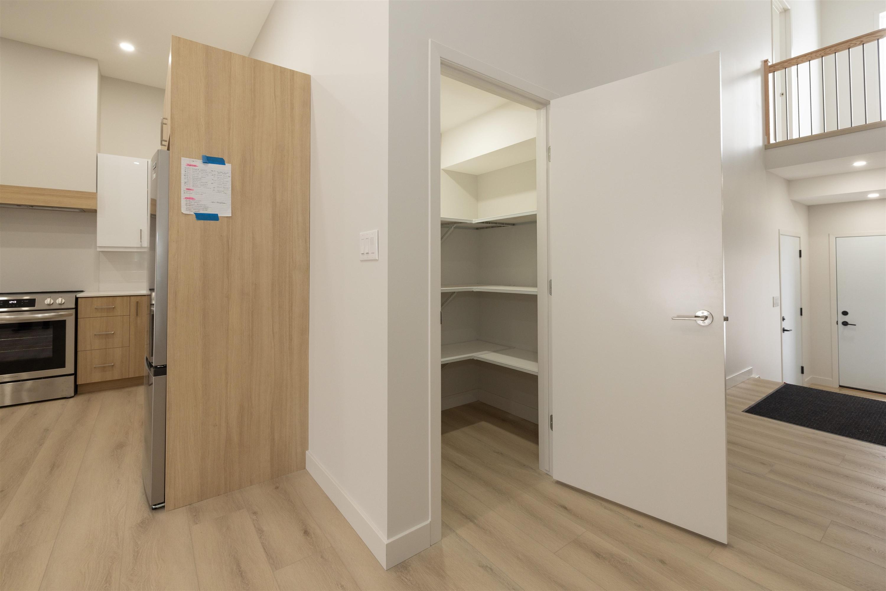 828 Weiler Boulevard, Thunder Bay, ON - Indoor