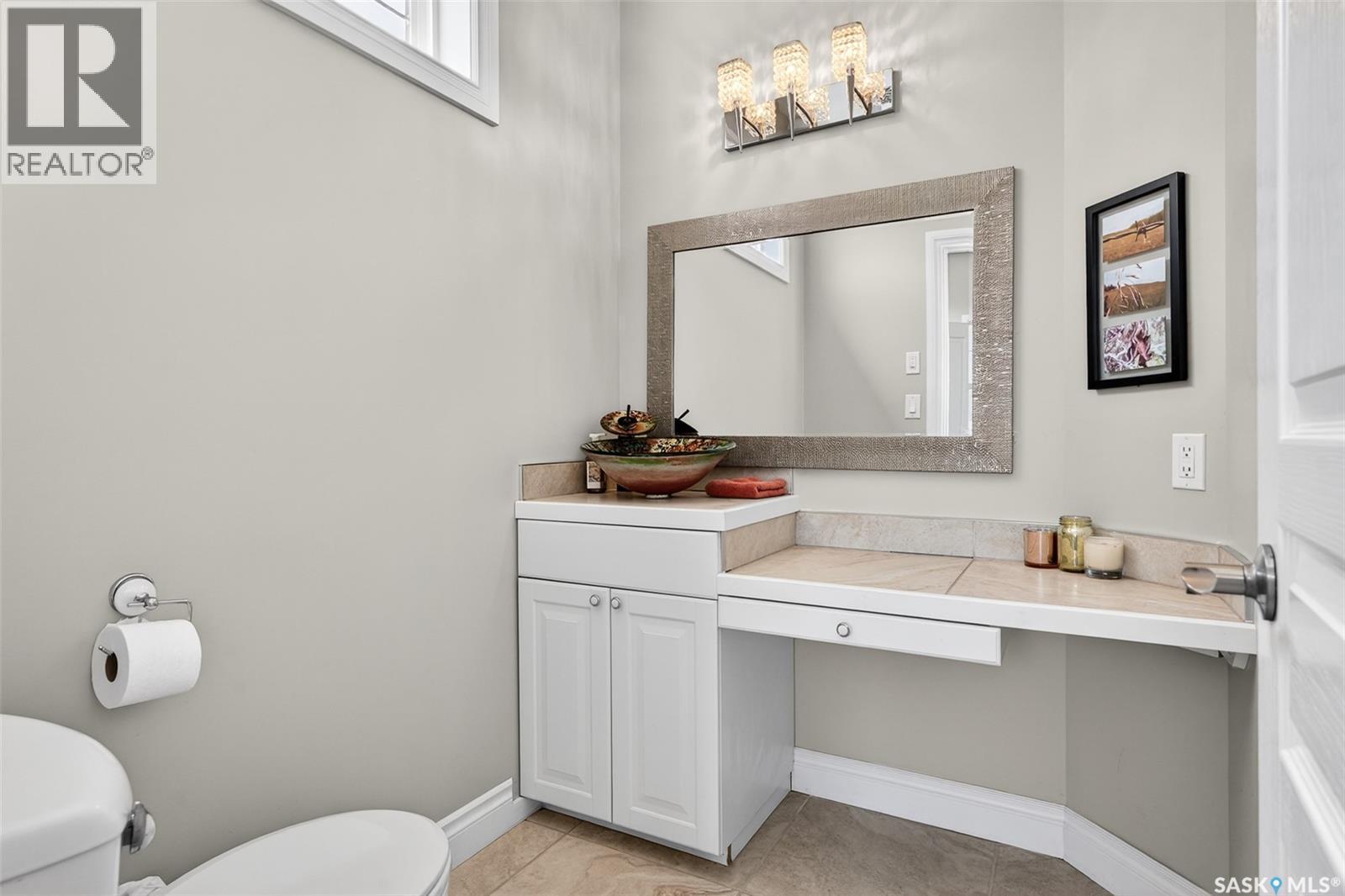 66 Everton Crescent, Moose Jaw, SK - Indoor Photo Showing Bathroom