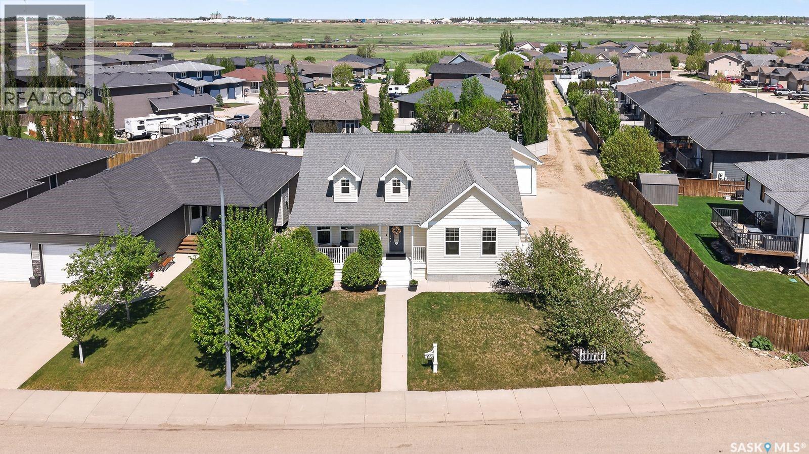 66 Everton Crescent, Moose Jaw, SK - Outdoor