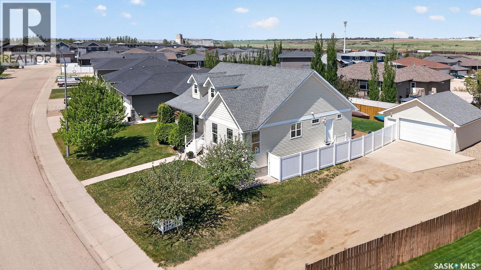 66 Everton Crescent, Moose Jaw, SK - Outdoor