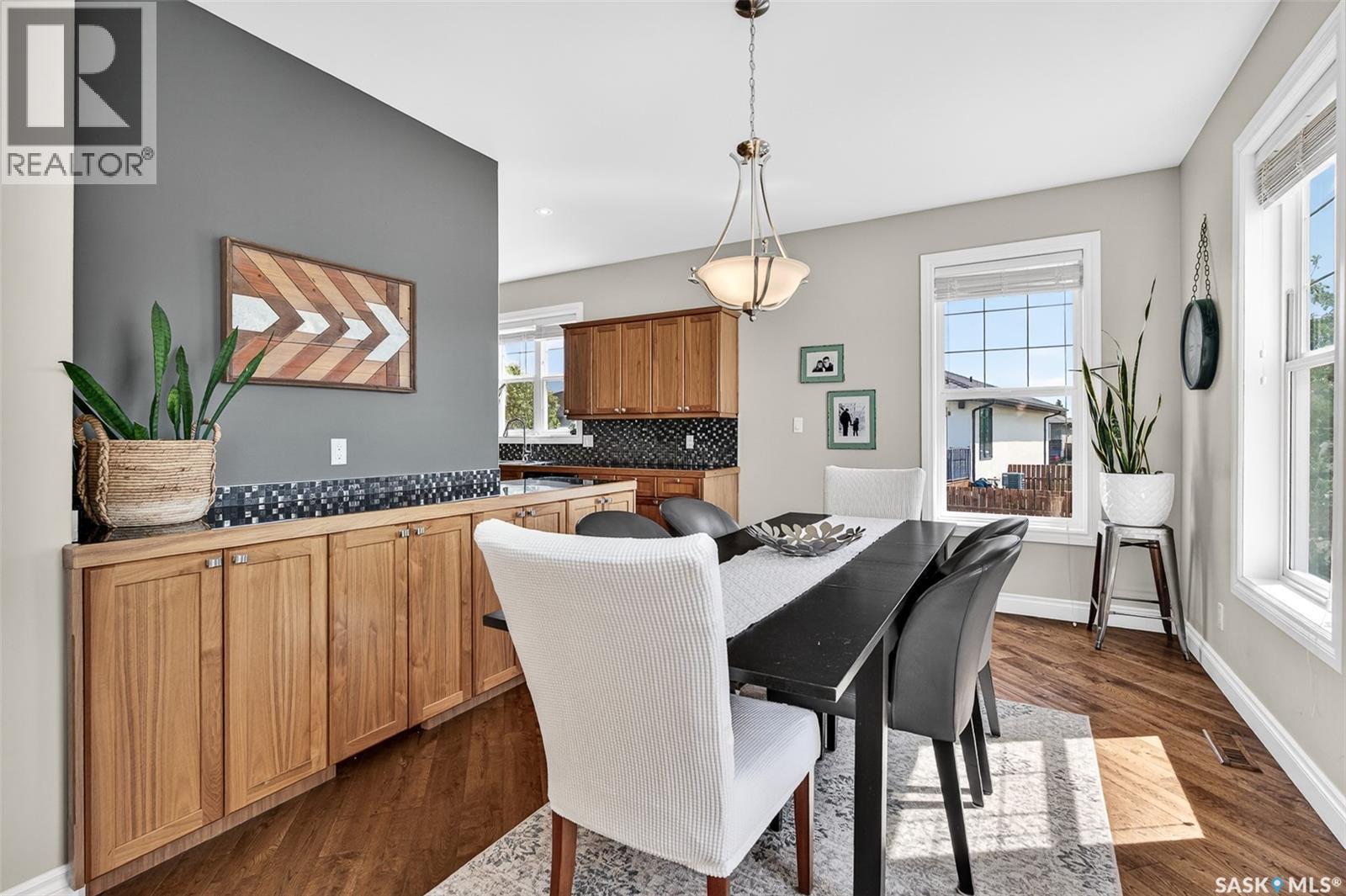 66 Everton Crescent, Moose Jaw, SK - Indoor Photo Showing Dining Room