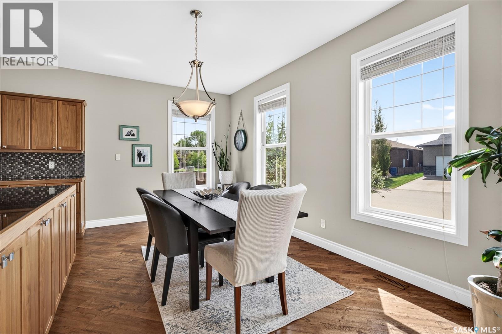 66 Everton Crescent, Moose Jaw, SK - Indoor Photo Showing Dining Room