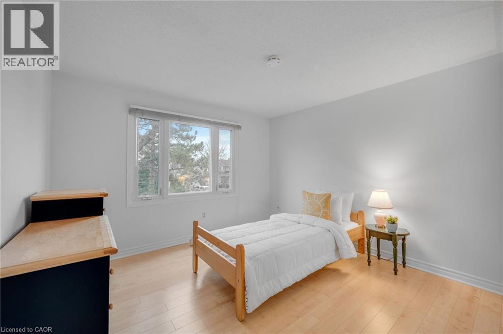 6366 Miller'S Grove, Mississauga, ON - Indoor Photo Showing Bedroom