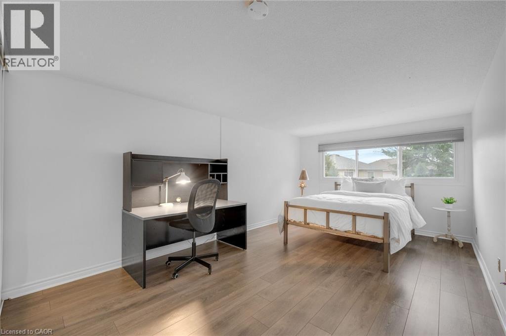 6366 Miller'S Grove, Mississauga, ON - Indoor Photo Showing Bedroom