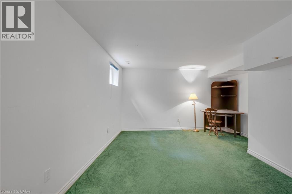 6366 Miller'S Grove, Mississauga, ON - Indoor Photo Showing Other Room
