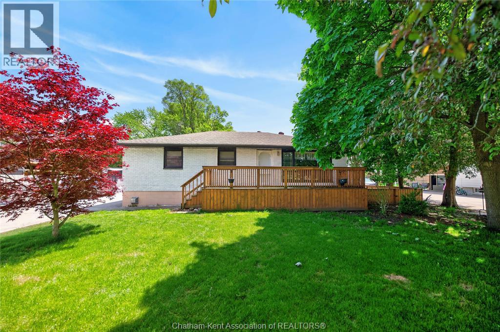944 Mcnaughton Avenue, Chatham, ON - Outdoor