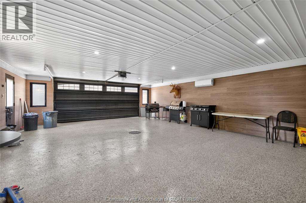 944 Mcnaughton Avenue, Chatham, ON - Indoor