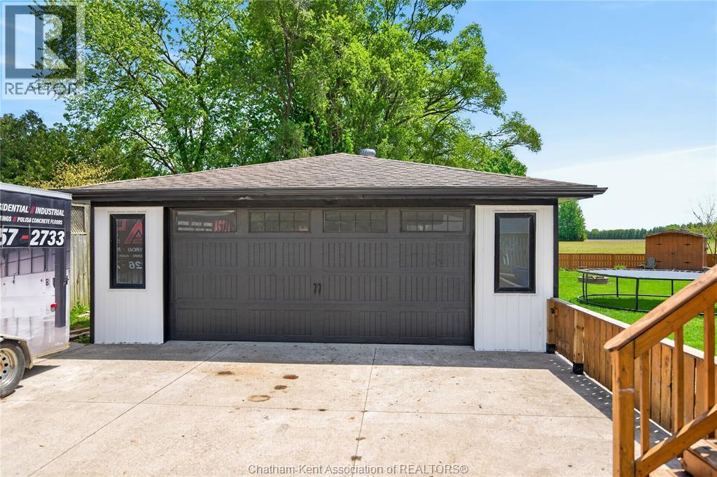 944 Mcnaughton Avenue, Chatham, ON - Outdoor