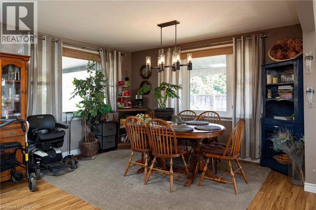 206 King Street, Burford, ON - Indoor Photo Showing Dining Room