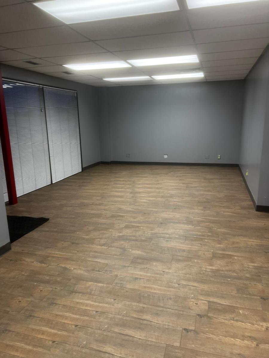 9627 41 Ave Nw, Edmonton, AB