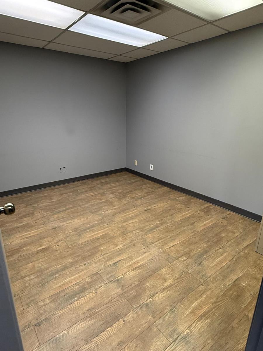 9627 41 Ave Nw, Edmonton, AB