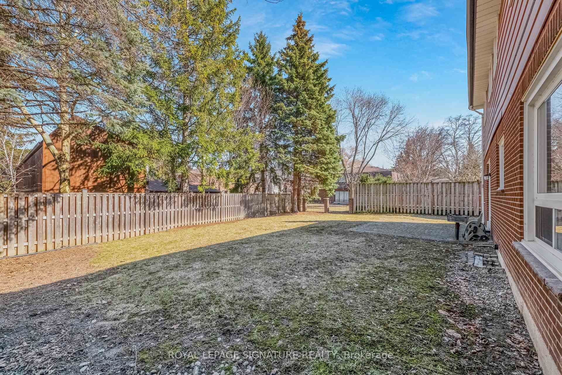 3161 Bayview Avenue, Toronto, ON - Outdoor