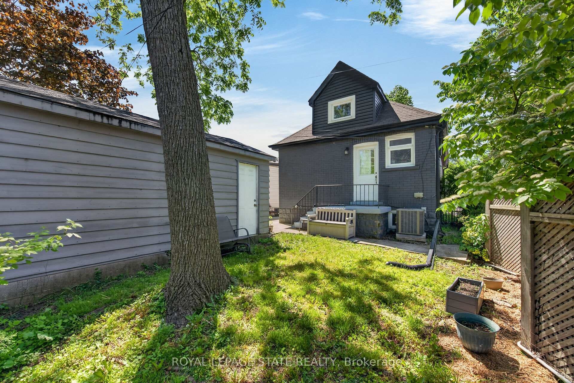 219 Hess Street S, Hamilton, ON - Outdoor With Exterior