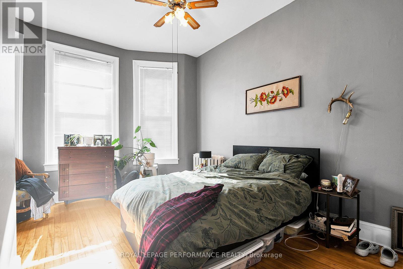 66 Delaware Avenue, Ottawa, ON - Indoor Photo Showing Bedroom