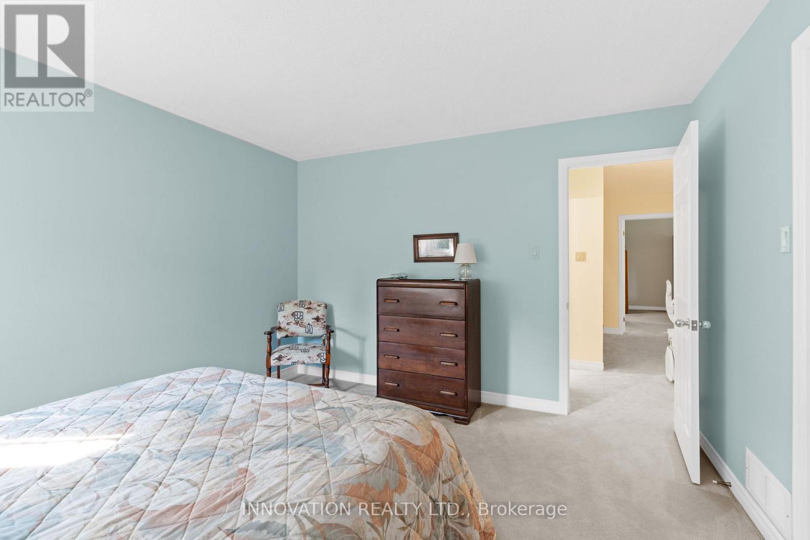 1410 Sherruby Way, Ottawa, ON - Indoor Photo Showing Bedroom