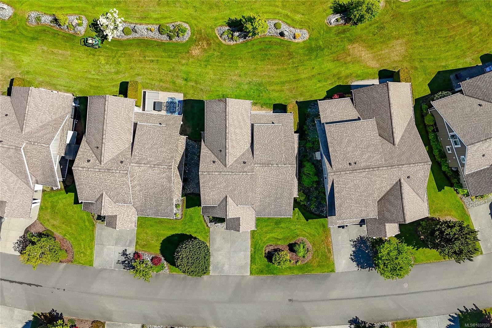 #15-5251 Island Hwy West, Qualicum Beach, BC