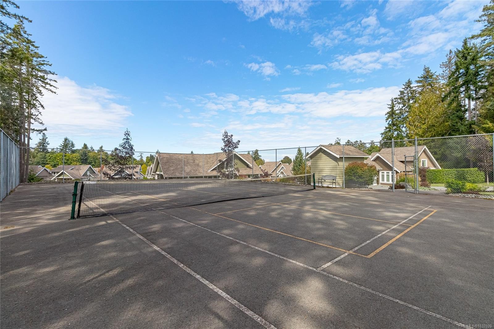 #15-5251 Island Hwy West, Qualicum Beach, BC