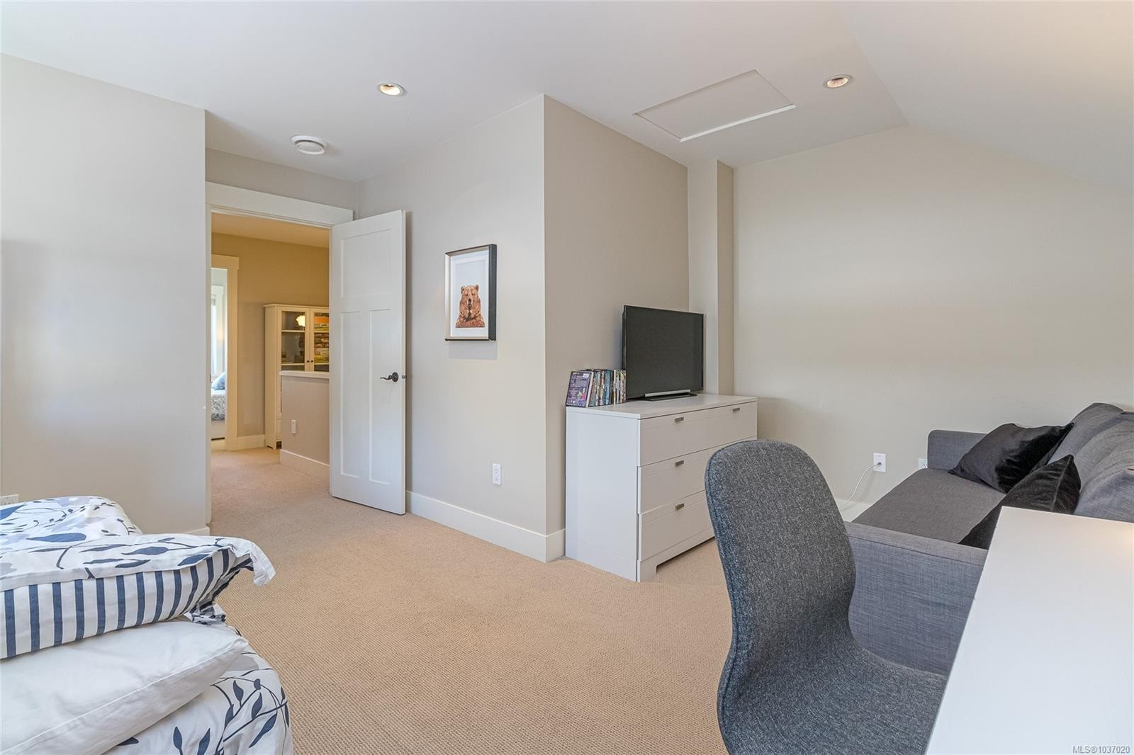 #15-5251 Island Hwy West, Qualicum Beach, BC