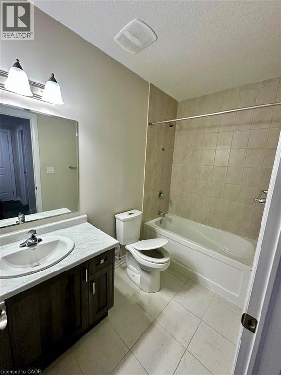 88 Seabrook Drive, Kitchener, ON - Indoor Photo Showing Bathroom
