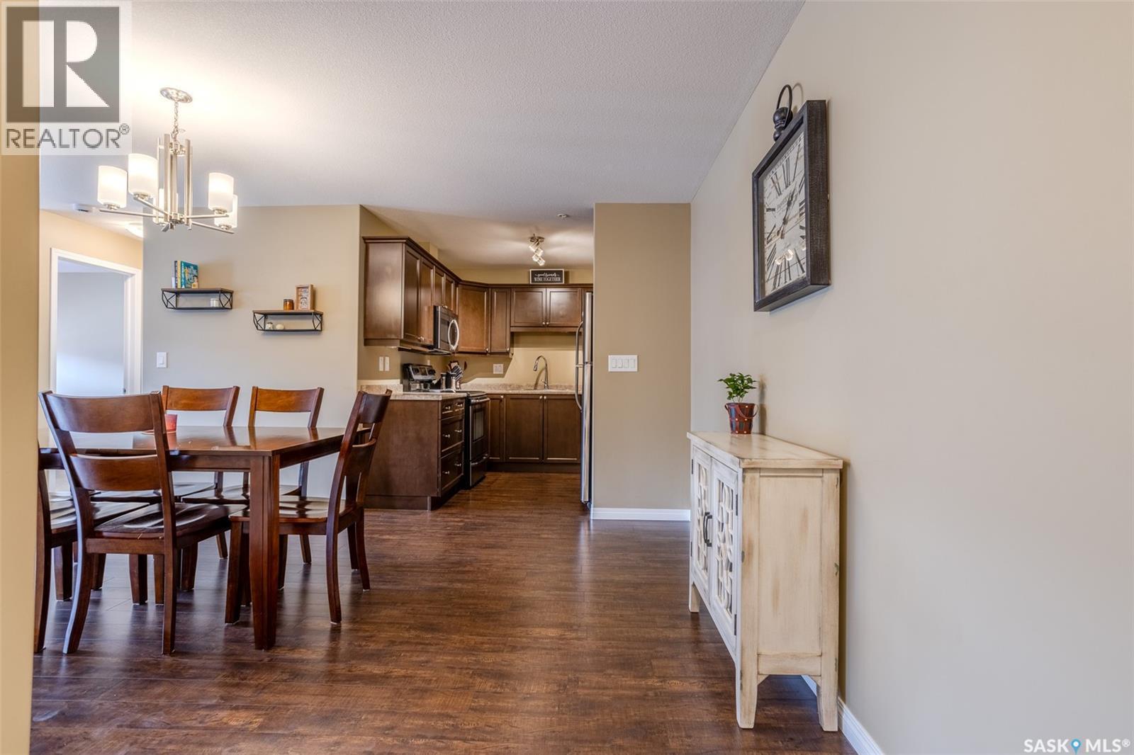 5109 110 Willis Crescent, Saskatoon, SK - Indoor Photo Showing Dining Room