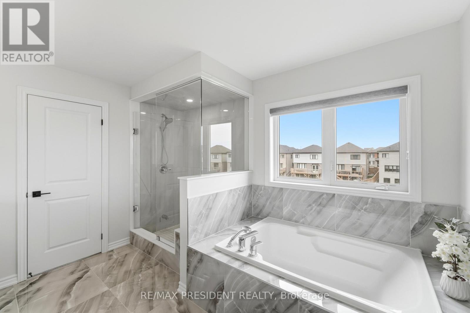 80 Explorer Way, Thorold, ON - Indoor Photo Showing Bathroom