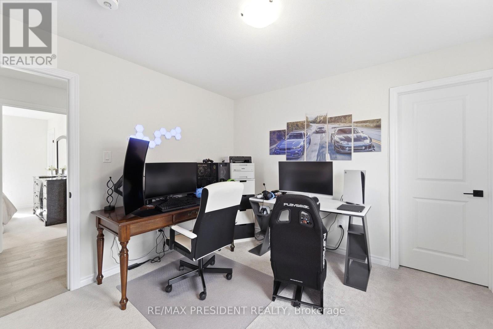 80 Explorer Way, Thorold, ON - Indoor Photo Showing Office