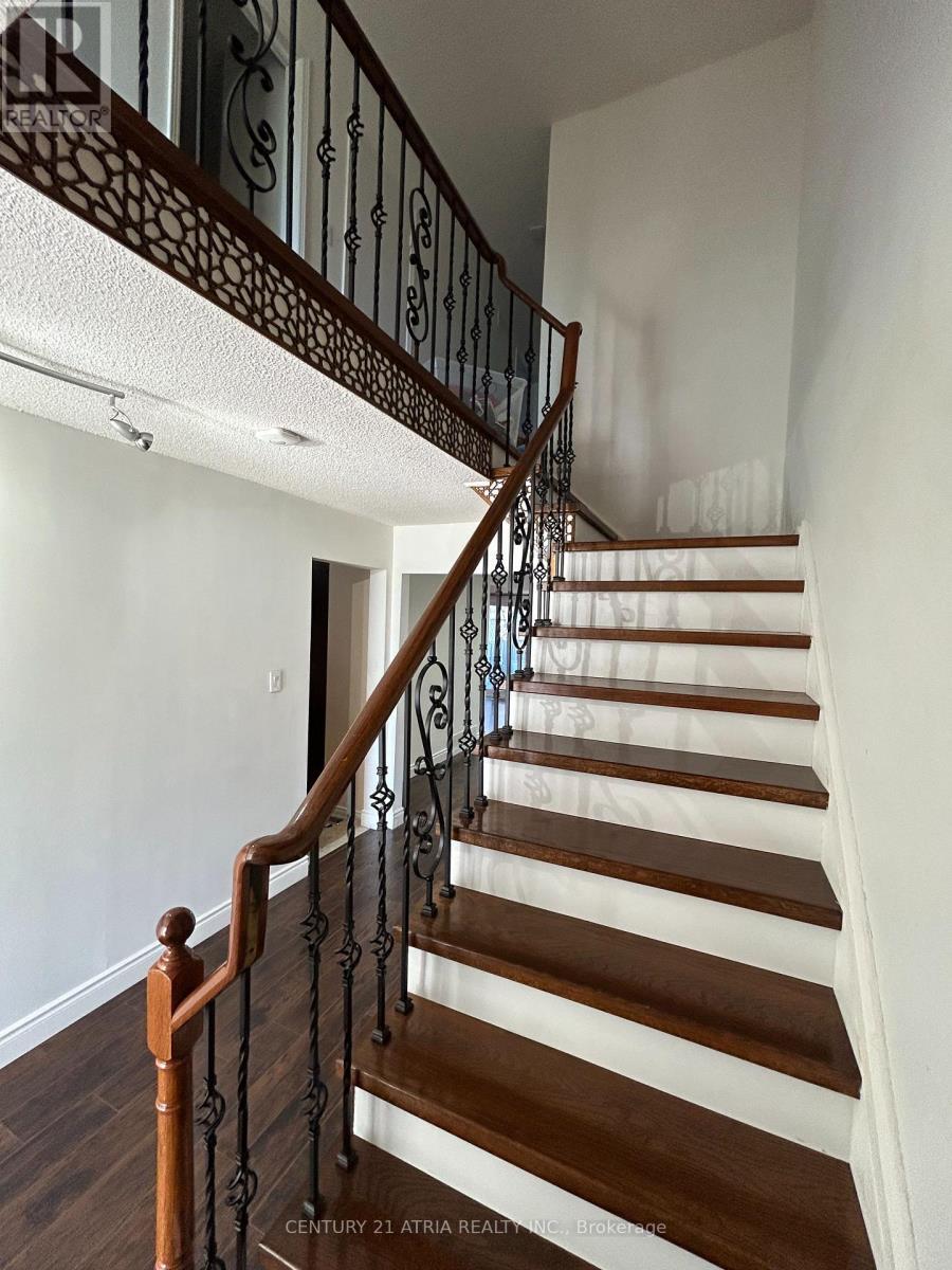 87 Avenue Road, Richmond Hill, ON - Indoor Photo Showing Other Room