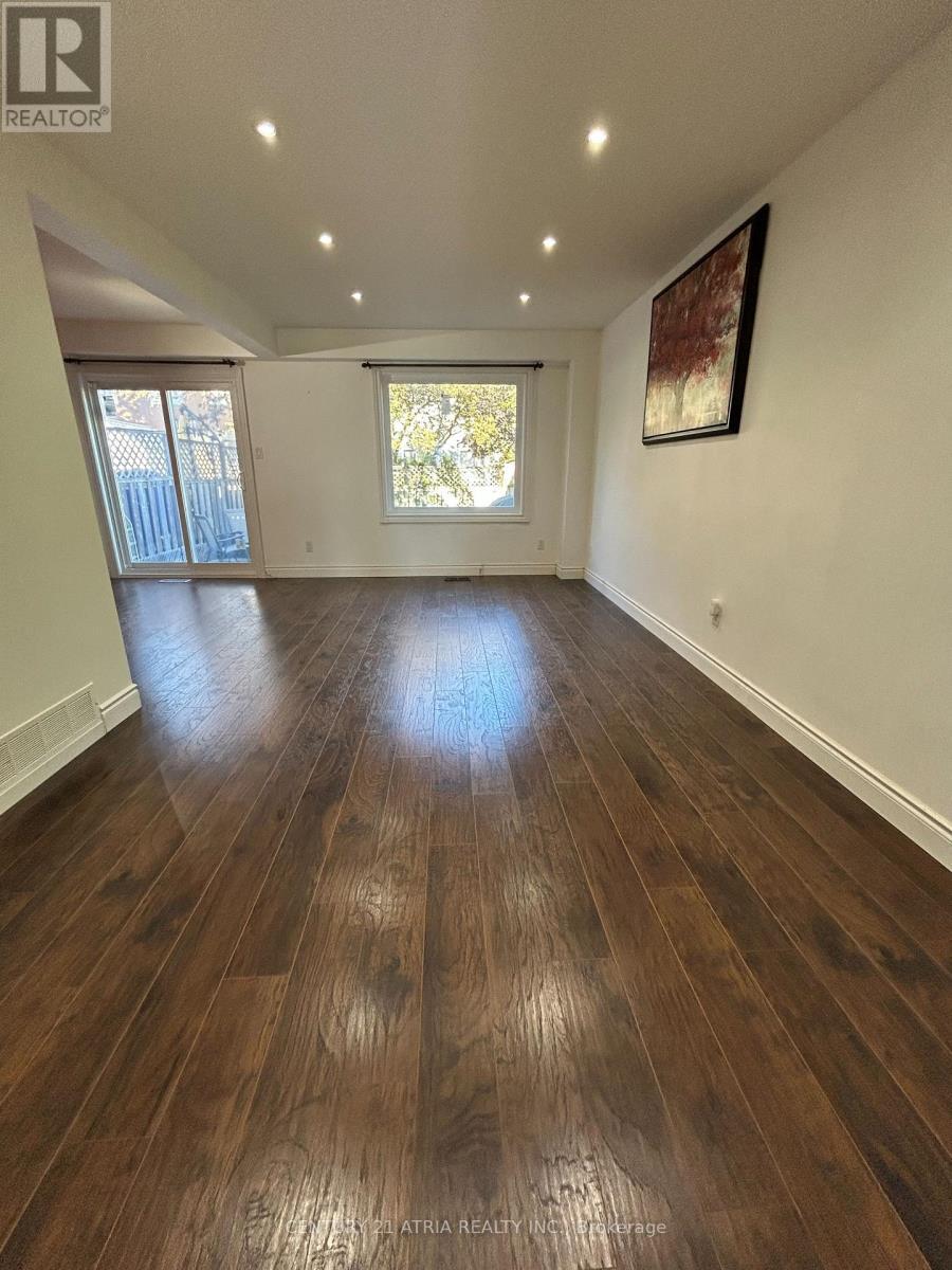 87 Avenue Road, Richmond Hill, ON - Indoor