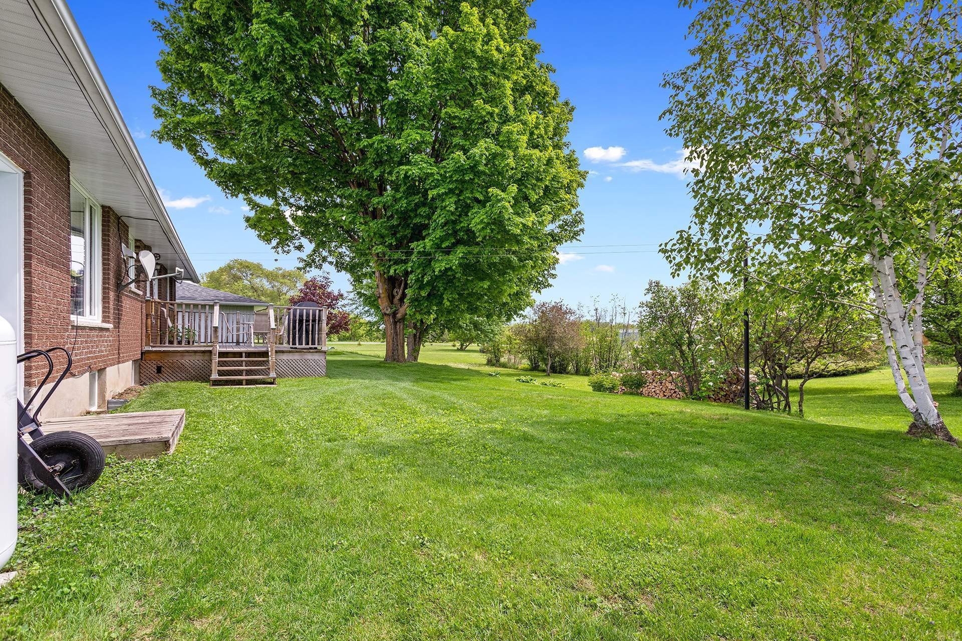 Courtyard - 766 Ch. John-Dale, Shawville, QC