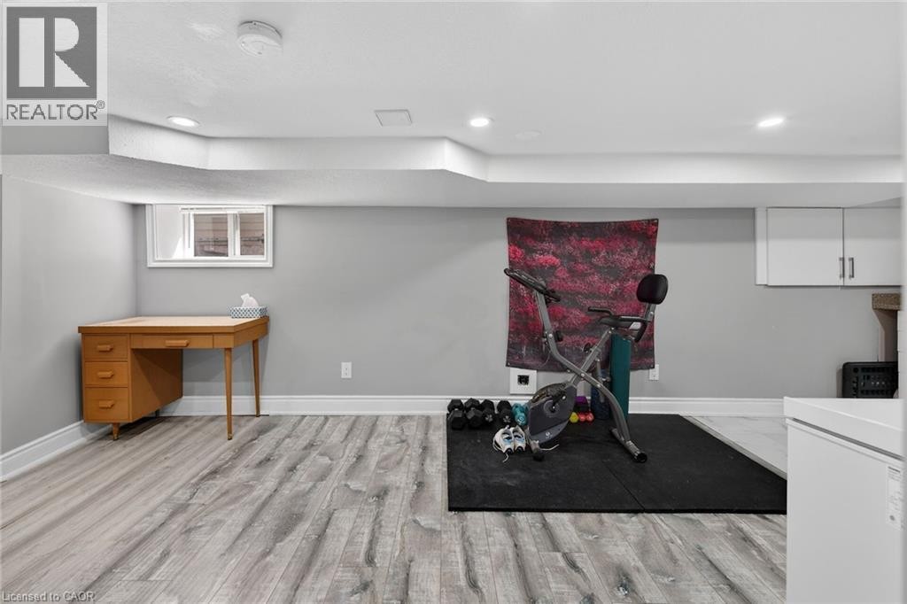 219 Hess Street S, Hamilton, ON - Indoor