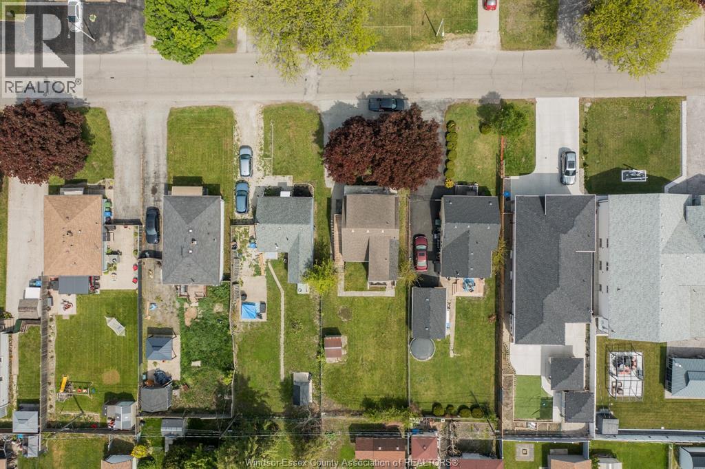 623 Edinborough, Windsor, ON - Outdoor With View