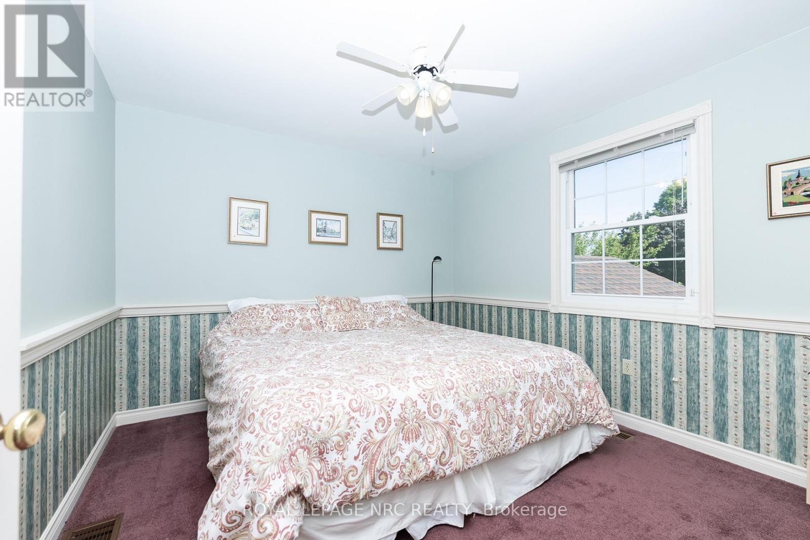 35 Garrison Village Drive, Niagara-On-The-Lake (Town), ON - Indoor Photo Showing Bedroom
