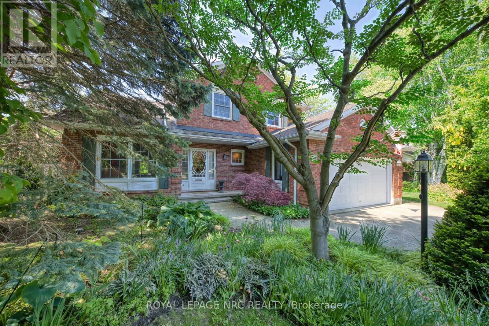 35 Garrison Village Drive, Niagara-On-The-Lake (Town), ON - Outdoor