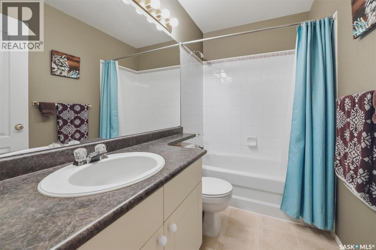 105 615 Mcwillie Avenue, Saskatoon, SK - Indoor Photo Showing Bathroom