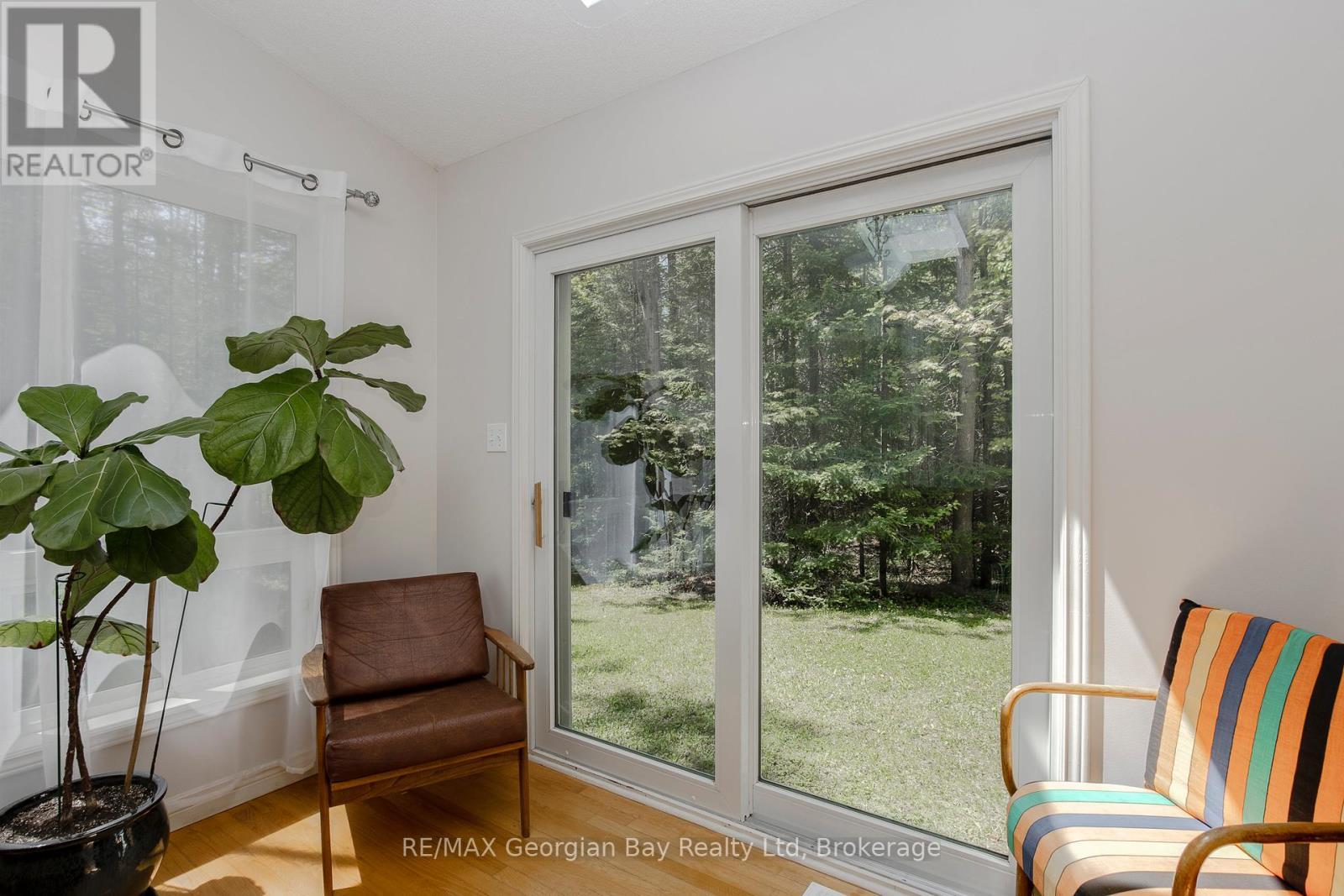 Sunroom - 2 Ridout Court, Tiny, ON - Indoor Photo Showing Other Room