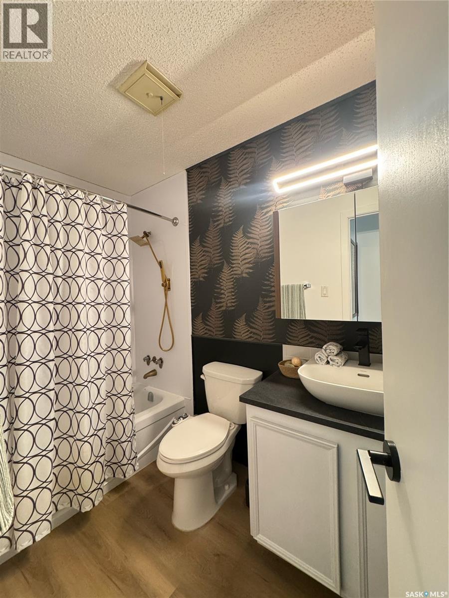 306 31 Rodenbush Drive, Regina, SK - Indoor Photo Showing Bathroom
