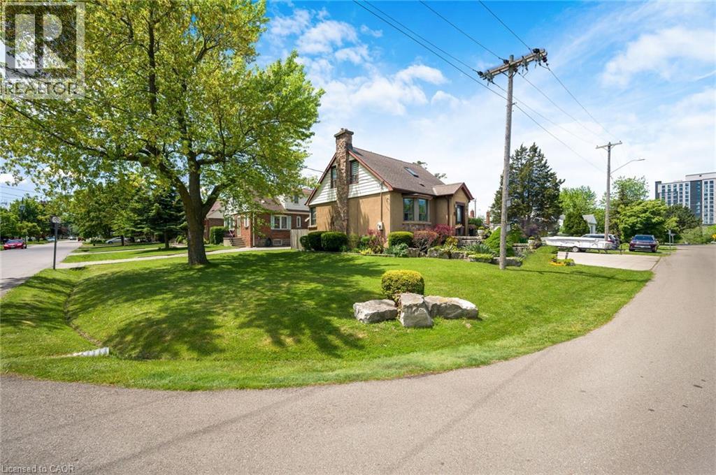 1 Galbraith Drive, Hamilton, ON - Outdoor