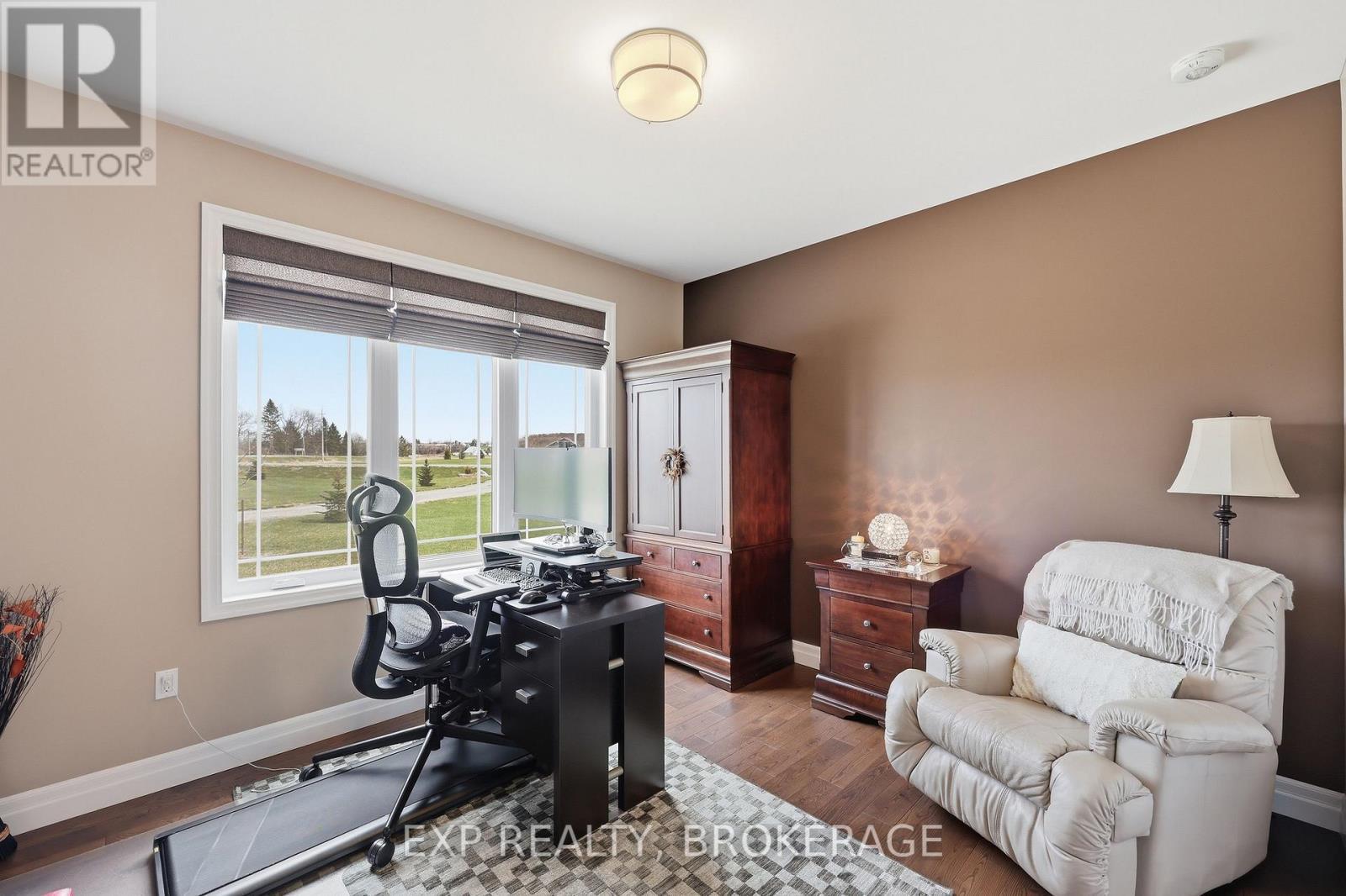 4 Sandstone Court, Frontenac (Frontenac South), ON