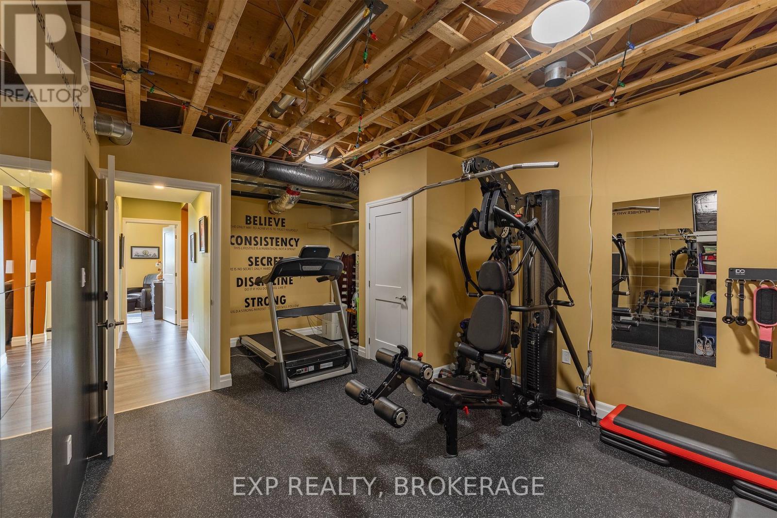 4 Sandstone Court, Frontenac (Frontenac South), ON