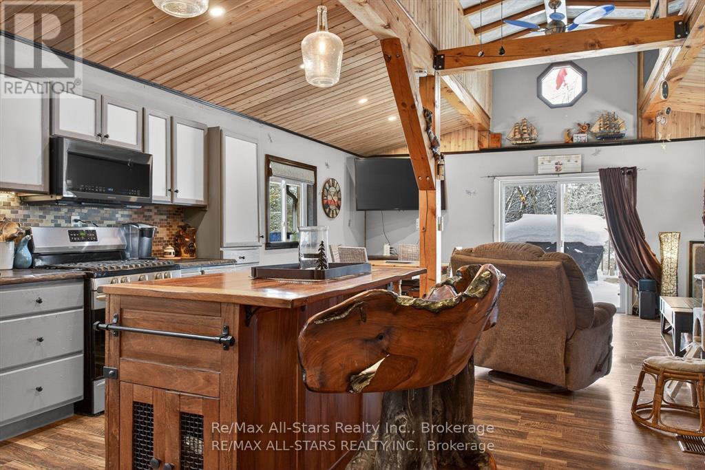28 Pine Ridge Road, Kawartha Lakes (Norland), ON - Indoor