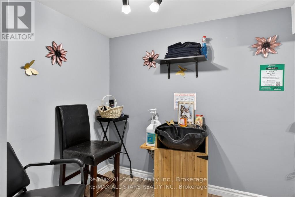 28 Pine Ridge Road, Kawartha Lakes (Norland), ON - Indoor